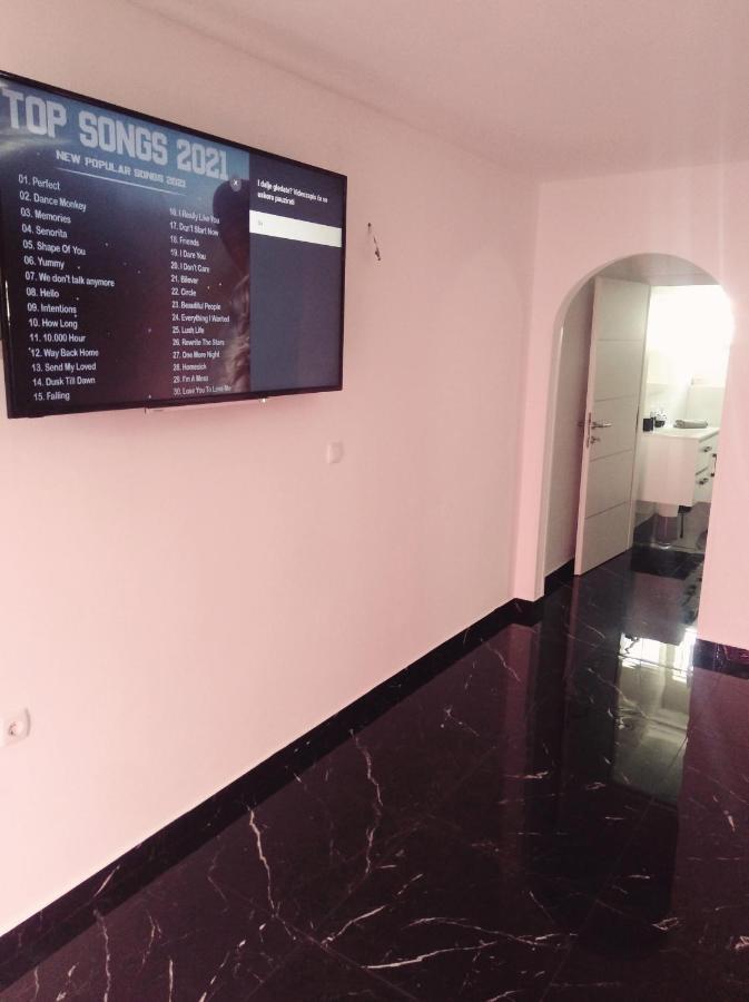 Sunshine Apartments Karlobag Ngoại thất bức ảnh